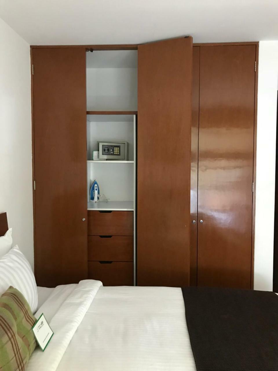 Residence L' Heritage Aristoteles 225 By Bluebay Mexico City Exteriör bild